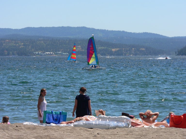 Lake Coeur D'Alene beach